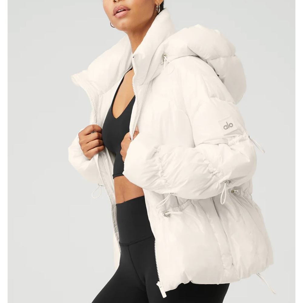 ALO Stunner Puffer Jacket NWT!!